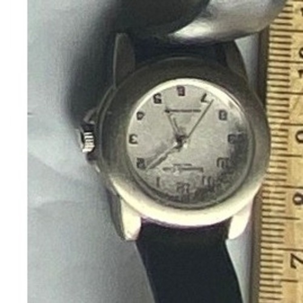 Analog Wrist Watch Silver Tone Case Black Leather Band